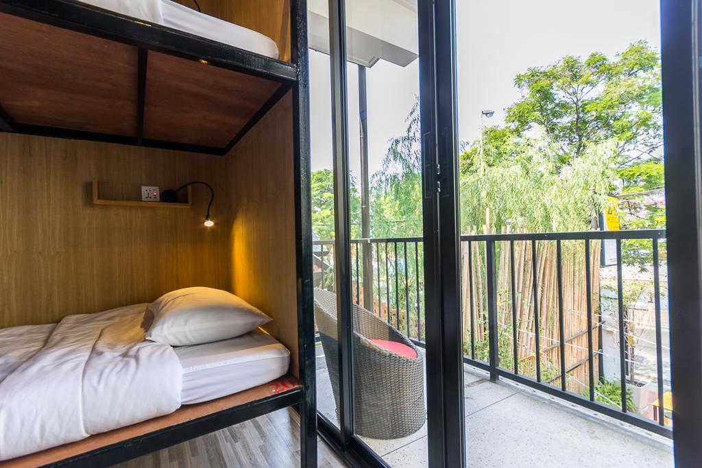 Z'S Hostel At Tha Phae Gate Τσιάνγκ Μάι Εξωτερικό φωτογραφία