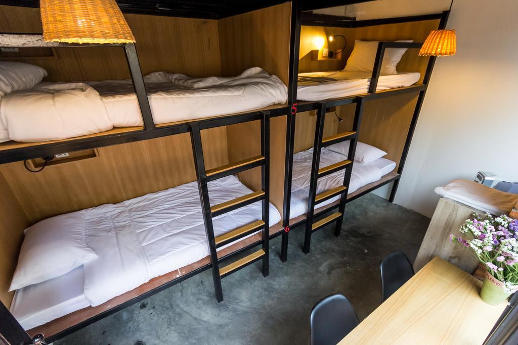 Z'S Hostel At Tha Phae Gate Τσιάνγκ Μάι Εξωτερικό φωτογραφία